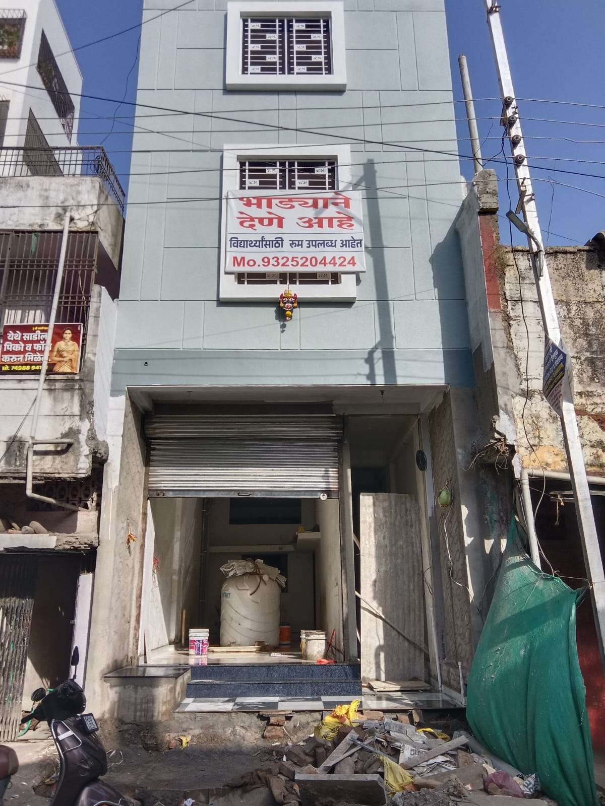Prime G+3 Commercial Building for Rent – Mitra Nagar, Latur