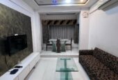 2 BHK Flat for Rent in Bandra West | Furnished