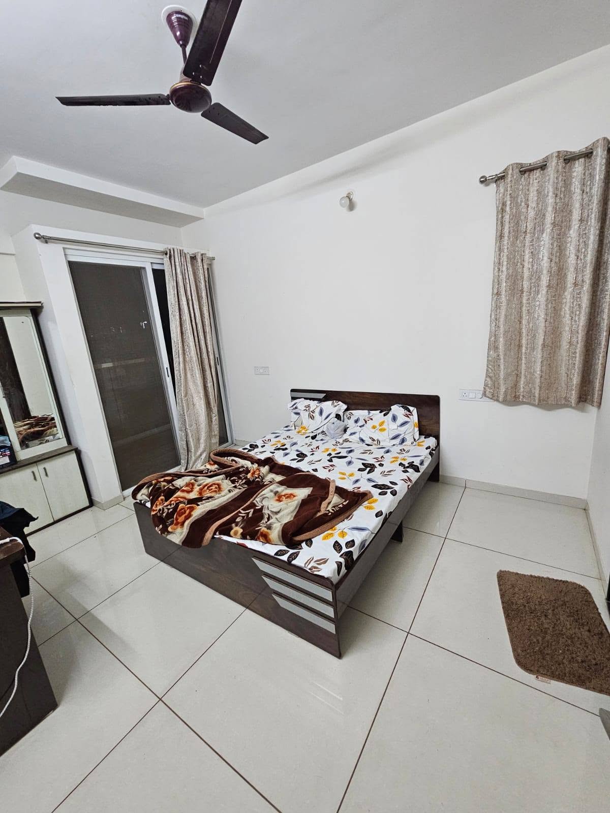 2BHK Flat for Rent in Kharadi | River Facing