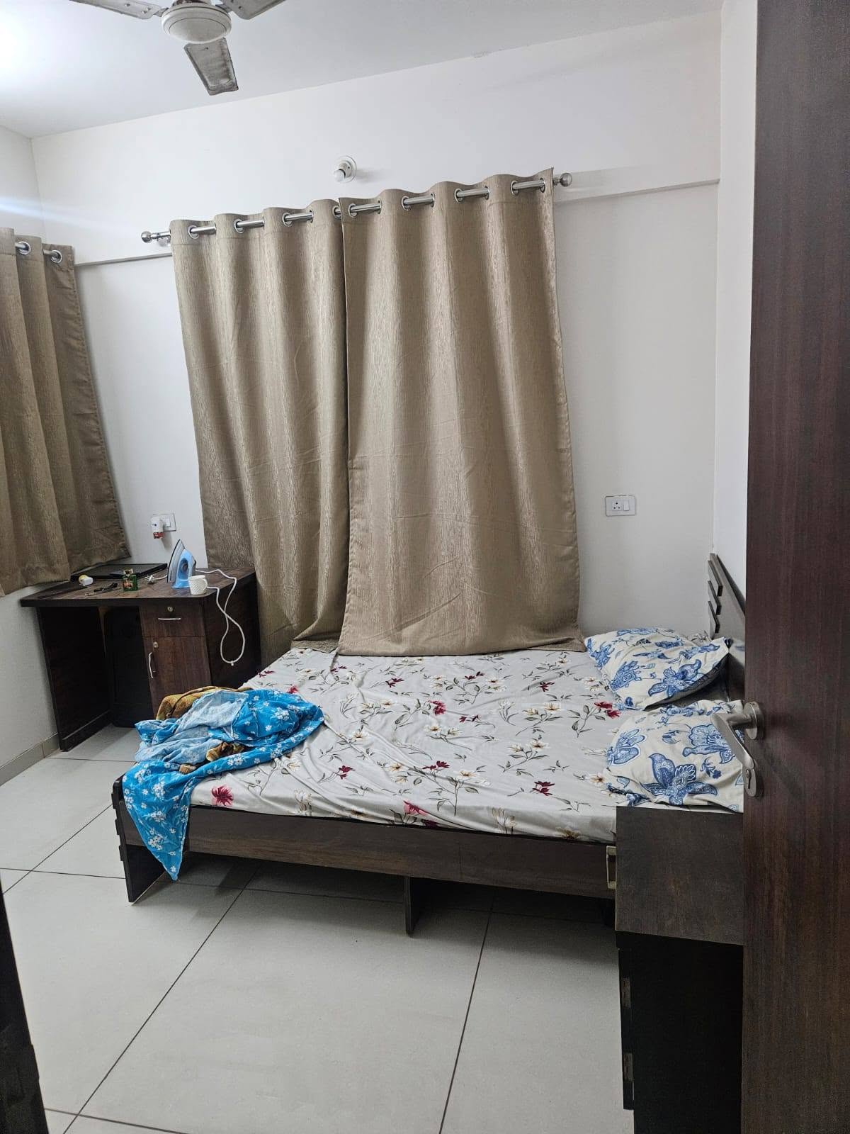 2BHK Flat for Rent in Kharadi | River Facing