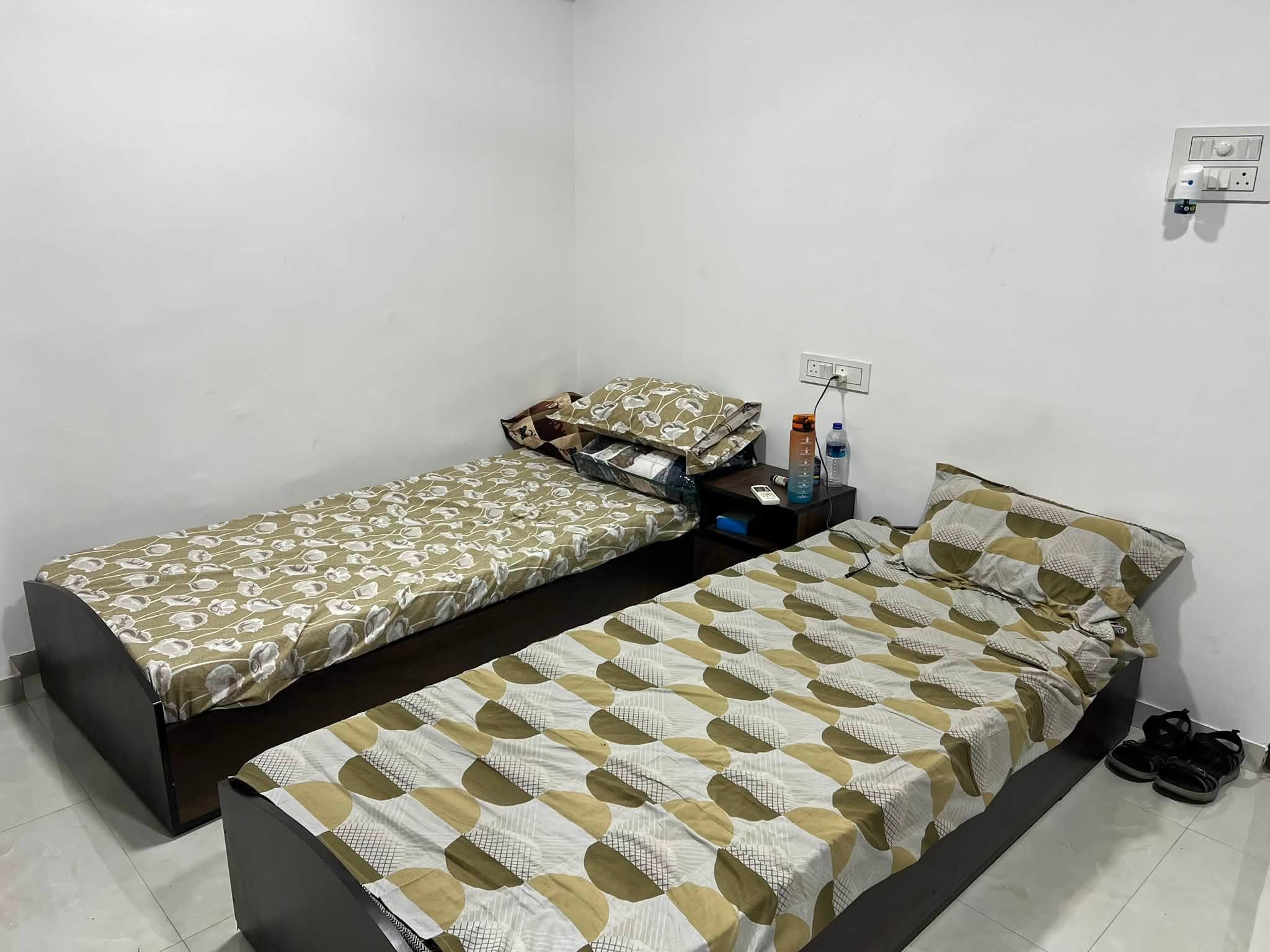 Boys PG for Rent in Andheri West | No Brokerage